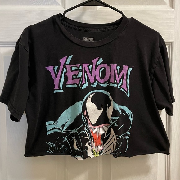 Venom crop top - Picture 1 of 3